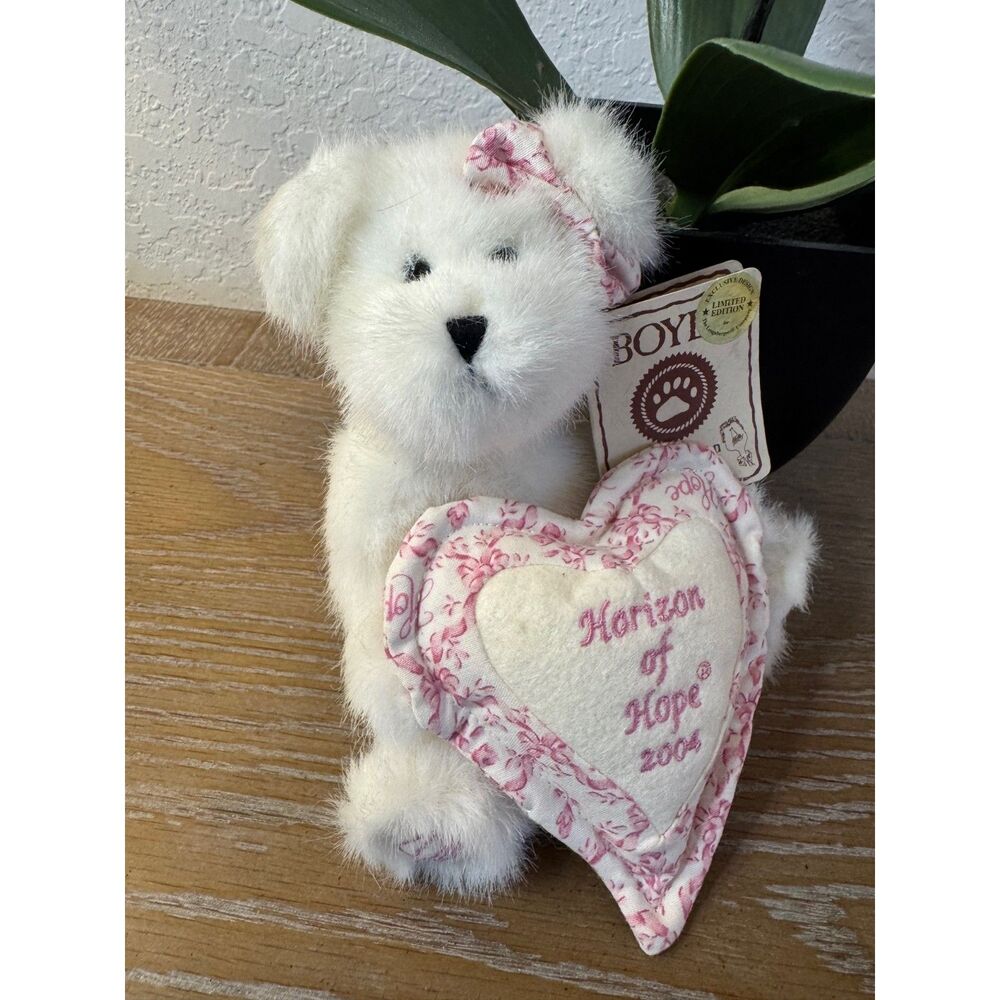 Longaberger Horizon of Hope Boyds Bear 2004 NIB